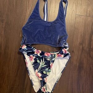 Victoria’s Secret One Piece Swimsuit | Blue tropical velvet | Size M